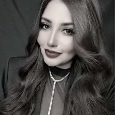 🧬 Lesly Cano 🧬 Black Mamba