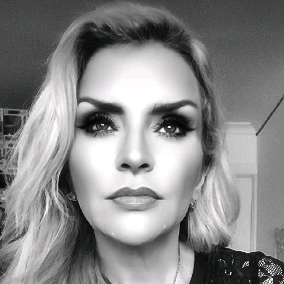 Linzi's Para Quest ❤️👻❤️