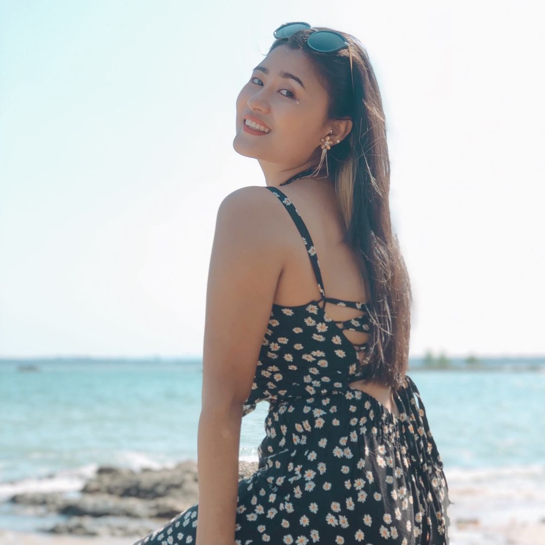 Anna 🇲🇲 안아 27