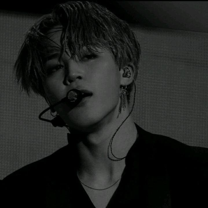 ⛓🍷🖤XX_Damian_XX🖤🍷⛓