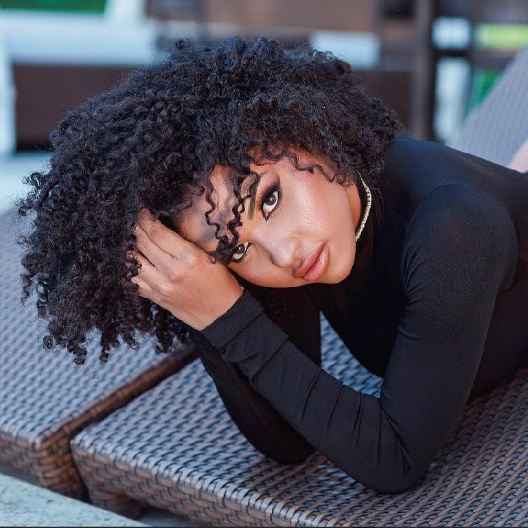 Nathalya Aquino