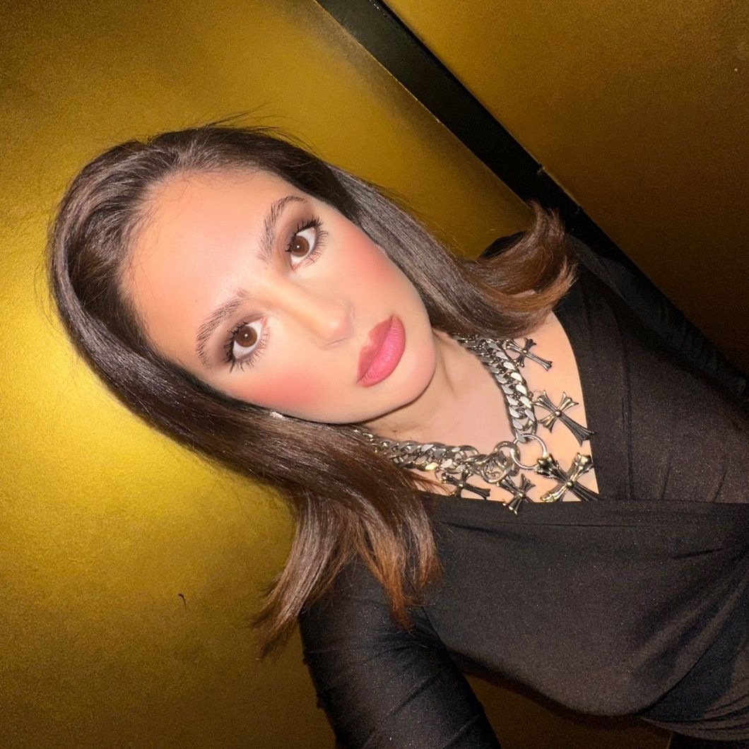 Ria Blanco 🌹