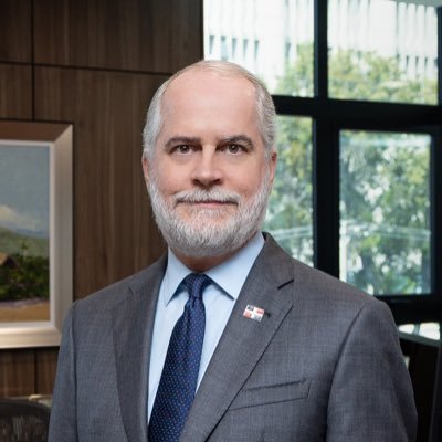 Alejandro Fernández W.