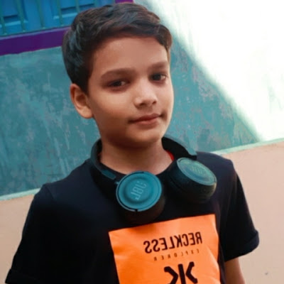 Vlogger Ayush Raj