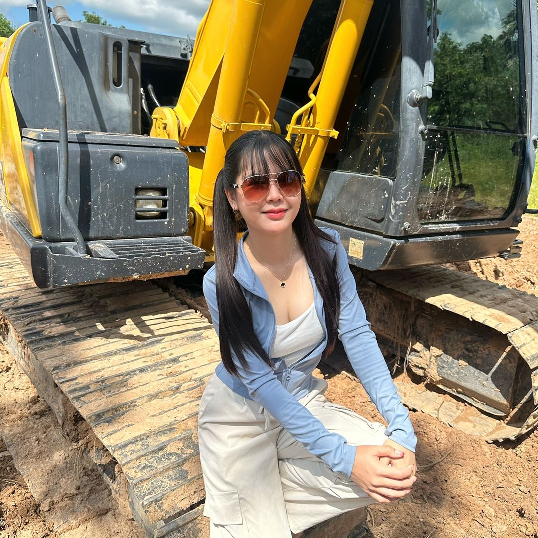 น้ำฝน ดั้มซิ่ง
