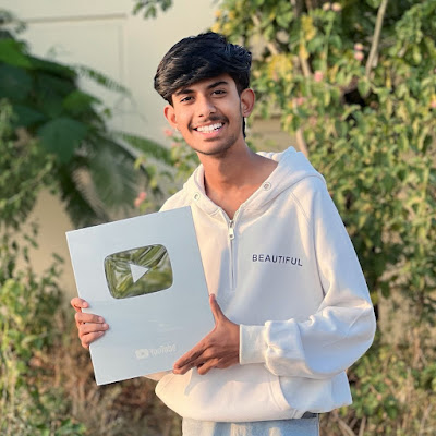 Yuvi Thakur 🧸