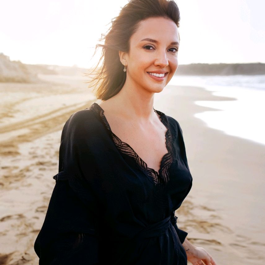 Ayse Özyılmazel