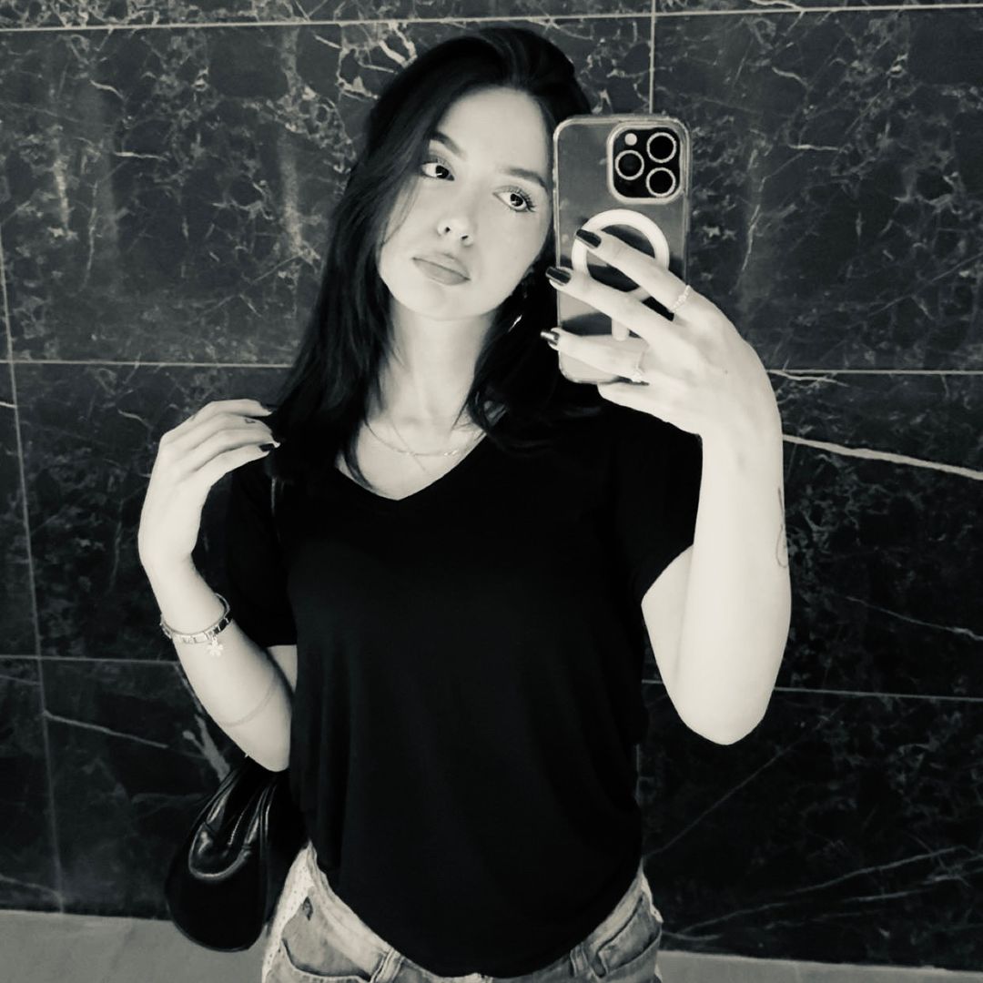 Azra Gül