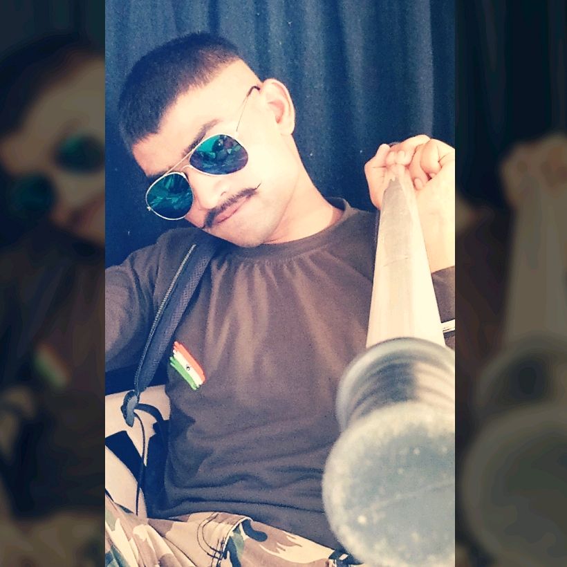 Army lover 1999