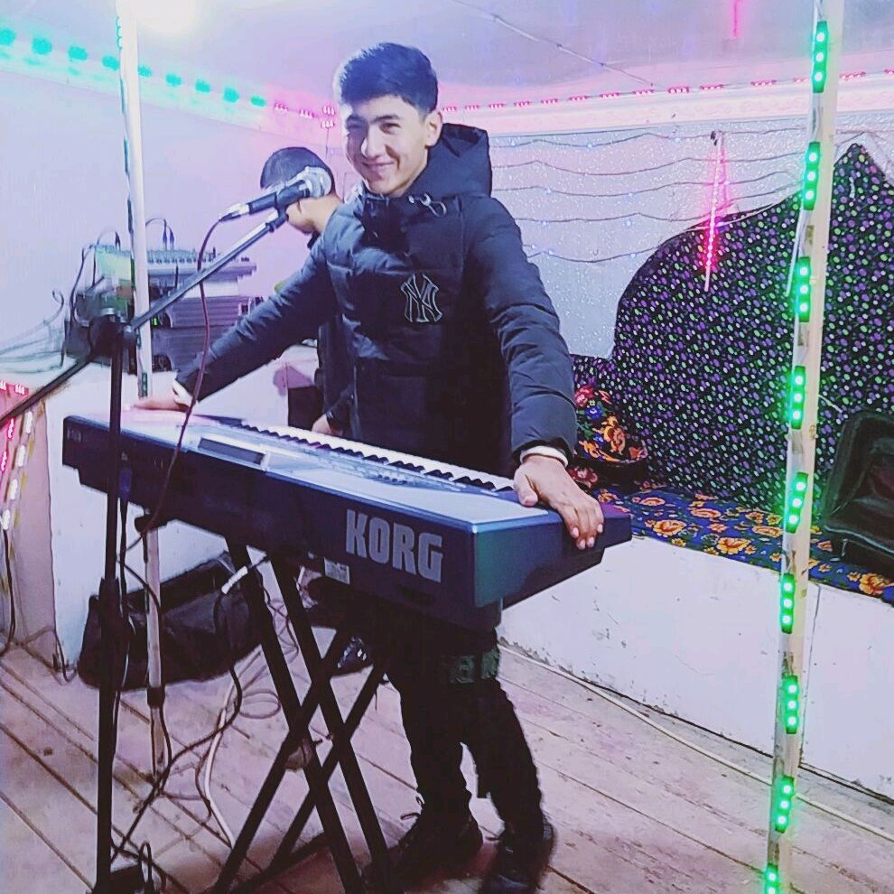 Onamdan_boshqasi_bir_tin_