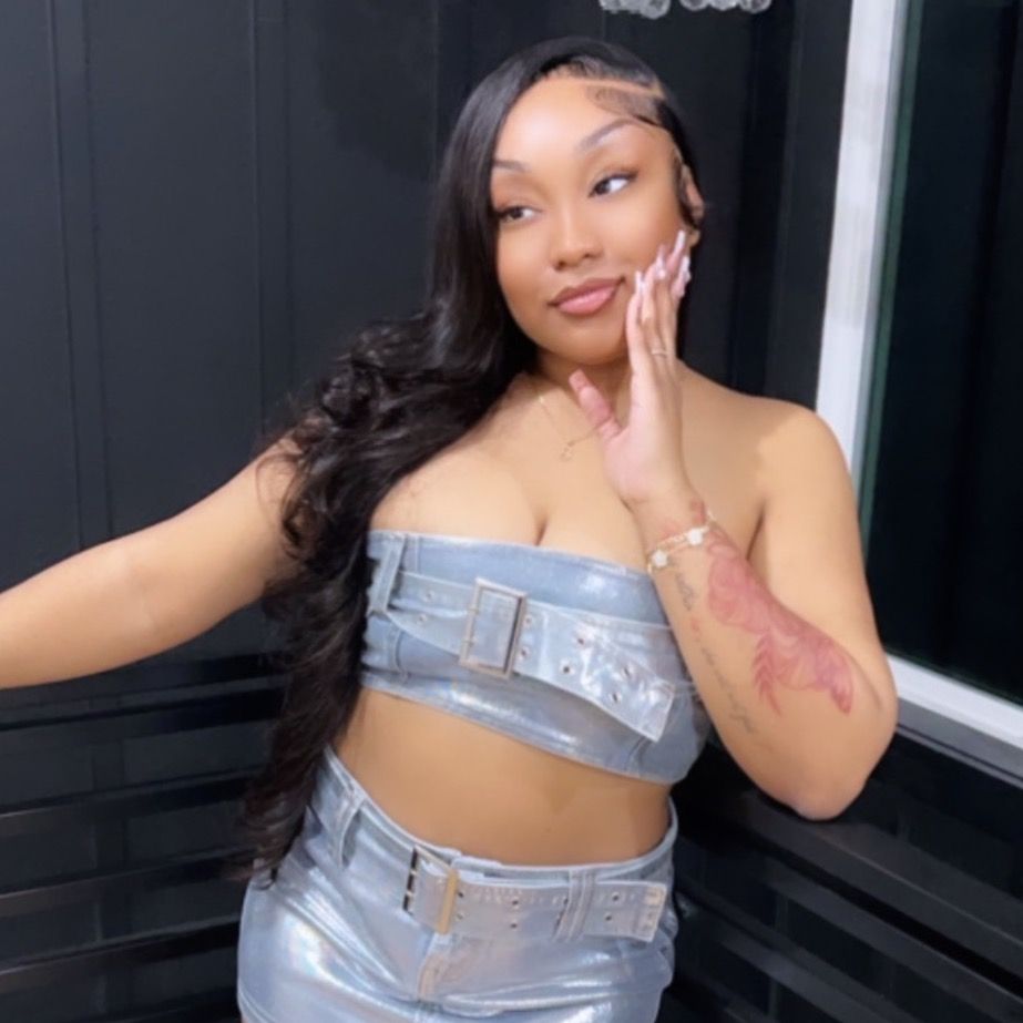 BaileeJanei