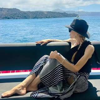 Lucy Kelly • FITNESS • FOOD • FUN • FLIGHTS