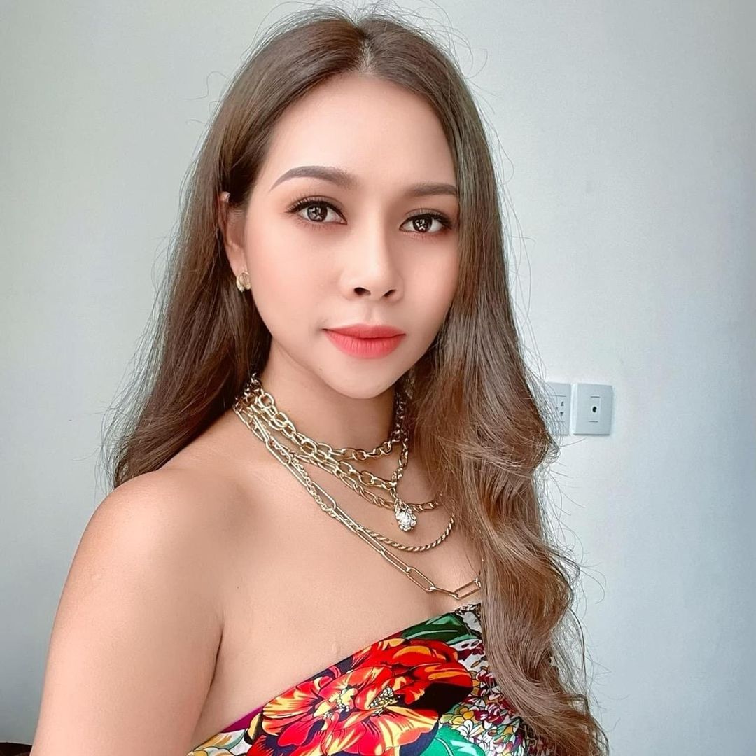 นางบี_บีอีซี่🍄