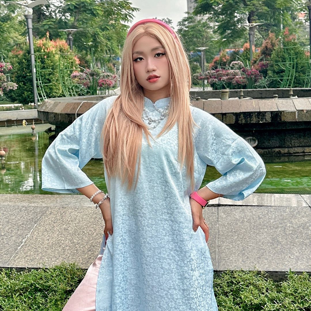 Bầu Làm Mầu