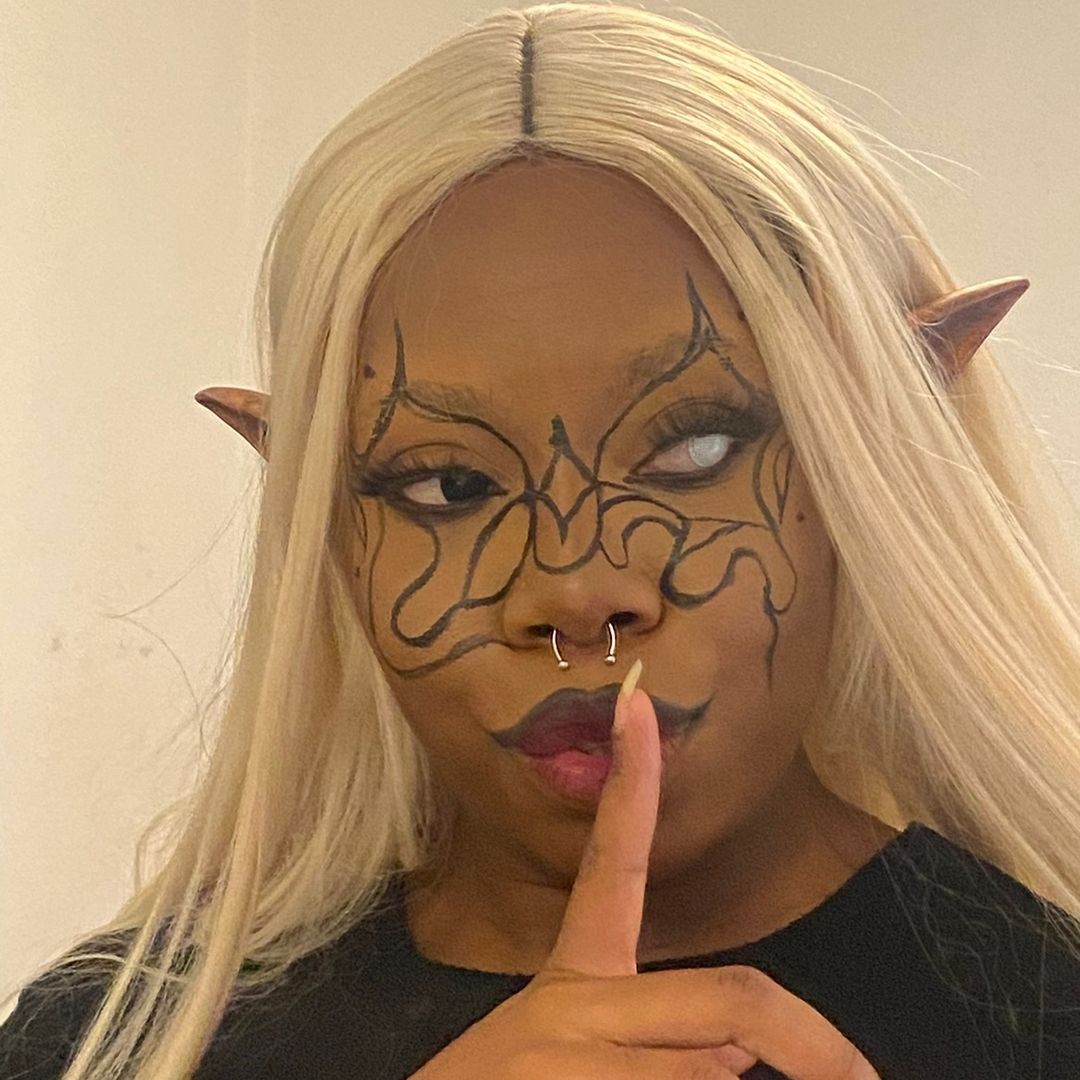 𝐵𝑙𝑎𝑐𝑘.𝑉𝑎𝑛𝑖𝑙𝑒🧝🏾‍♀️