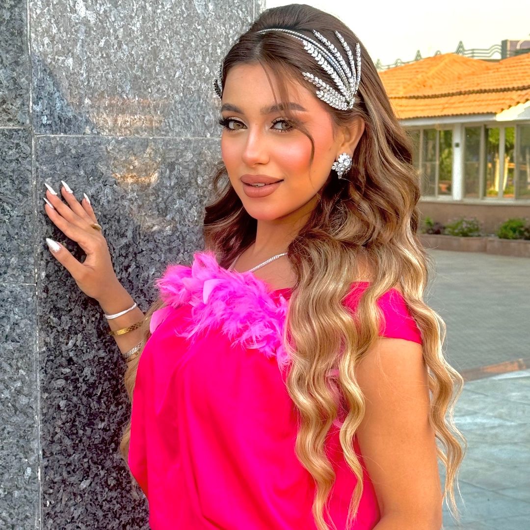 Blajia mohsen makeup artist