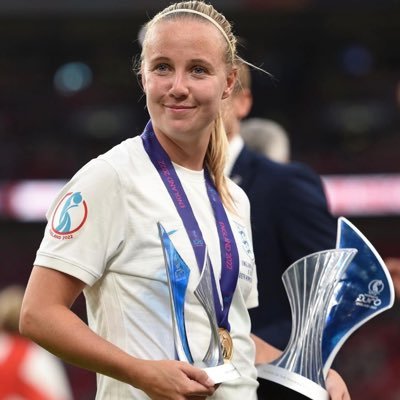 Beth Mead MBE