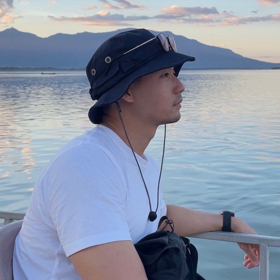 BobbiEnglish ລຸງບັອບສອນອັງກິດ