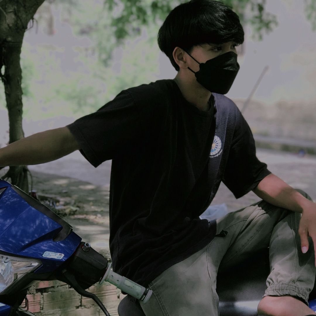 🍁B O Y S O M B O🍁. ...(8)