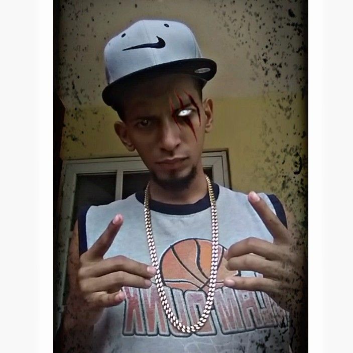 Carlos Ivan Velez Cintron