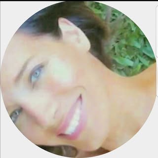 Caro Prat:Lema:Paz Amor Magia💜