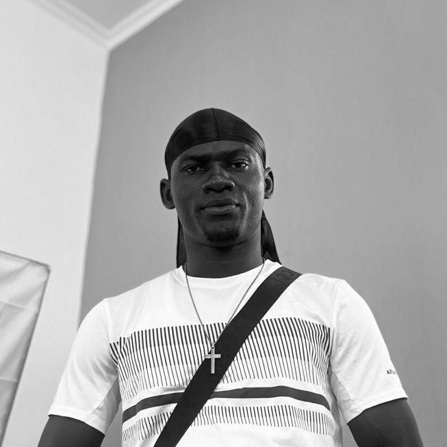 MR. Gloire Utraiche 🧠 👨🏾‍💻