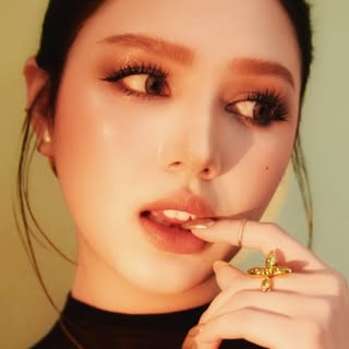 Phạm Trang