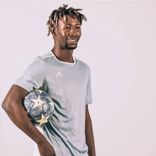 En train d‘ecrire...