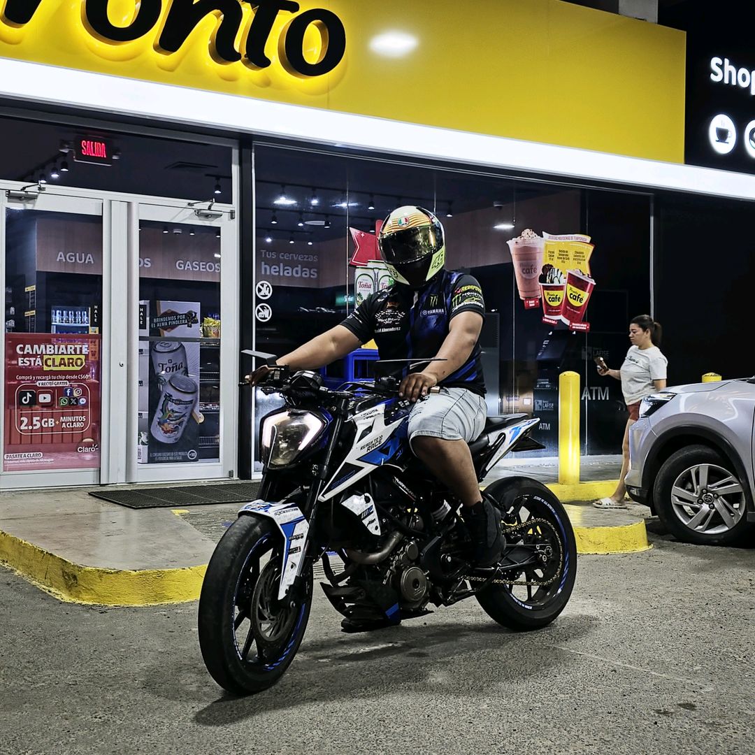 Chino pro Racing