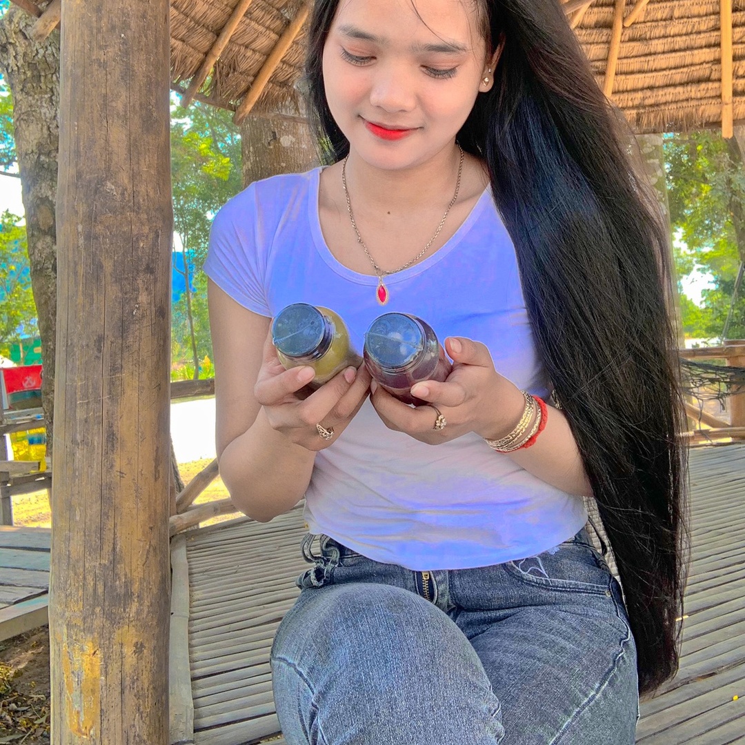 B…….💗🥰