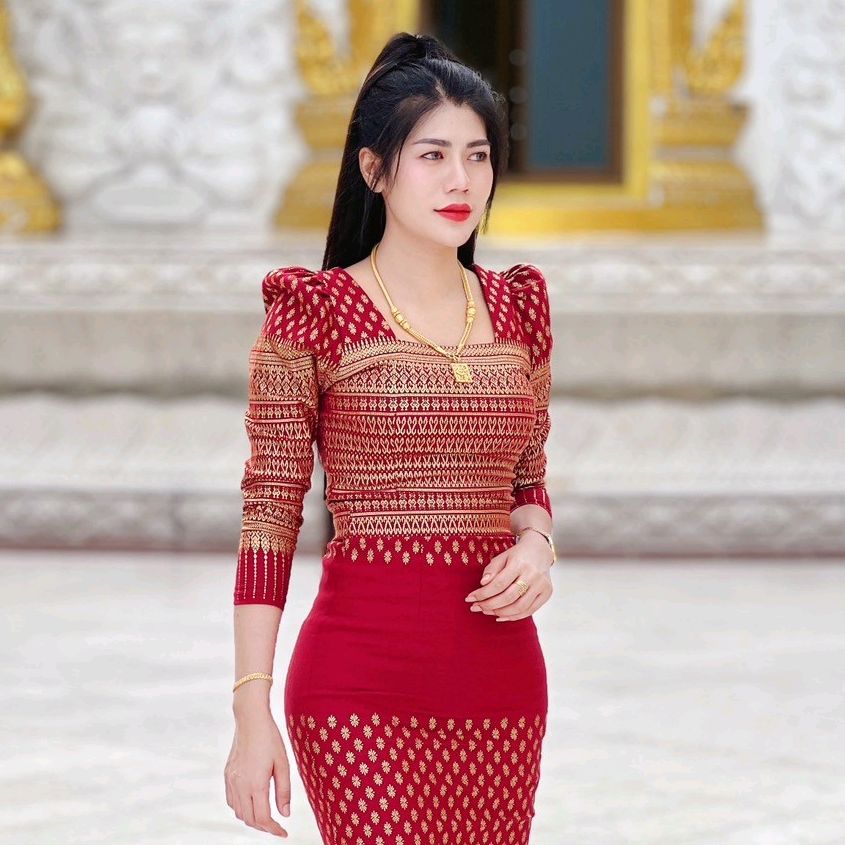 แอมเมอร์ผ้าซิ่น พัทยา