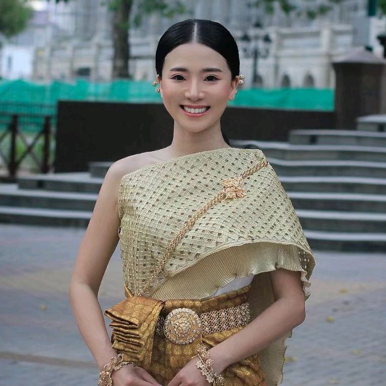 豪宅房姐辛迪