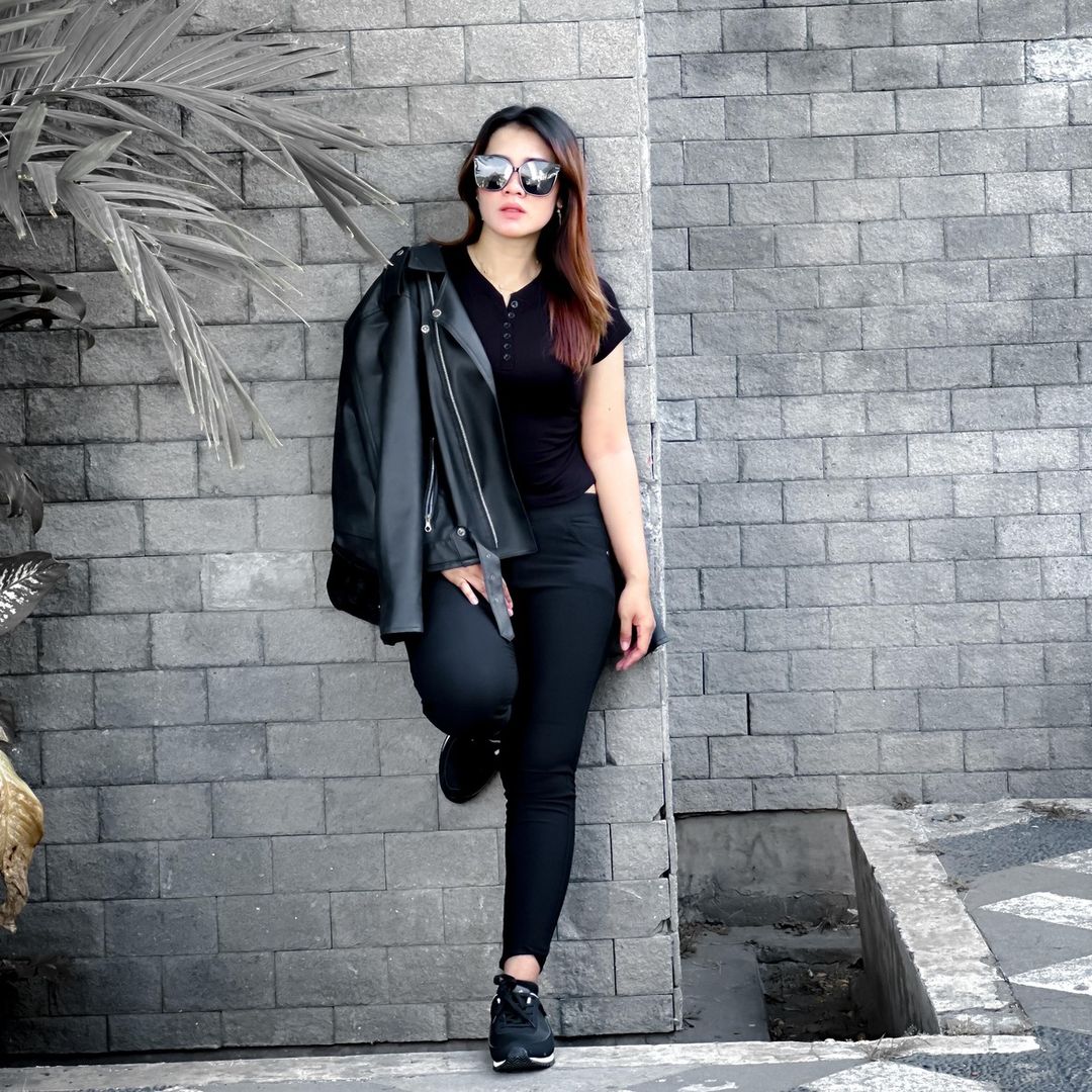 Vivhie_Cantika