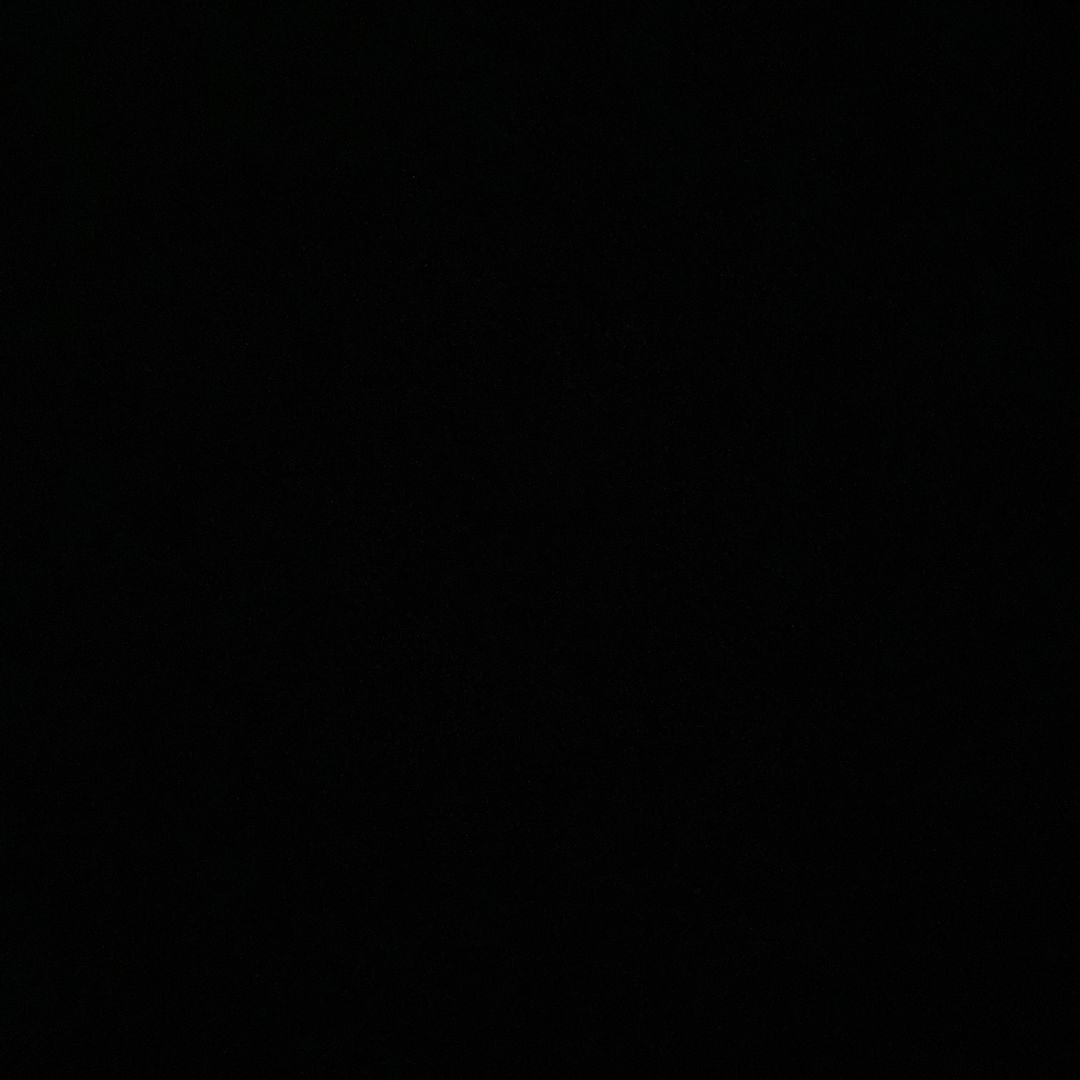 🕳👩🏻‍🦽