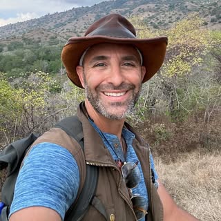 Coyote Peterson 🐺