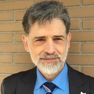 Carlos González - Pediatra