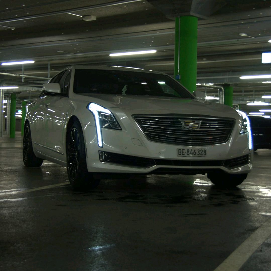 CT6_PLATINUM