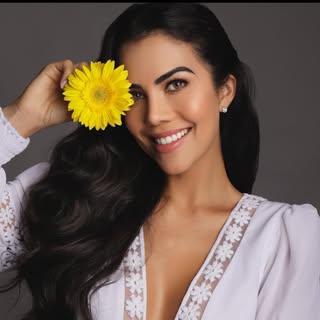 Daniela Albuquerque🌟🎭🎬🦁