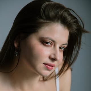 Daniela Aedo - Actriz | Músico | Escritora 💫