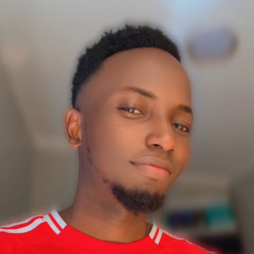 Seasonz 🇺🇬