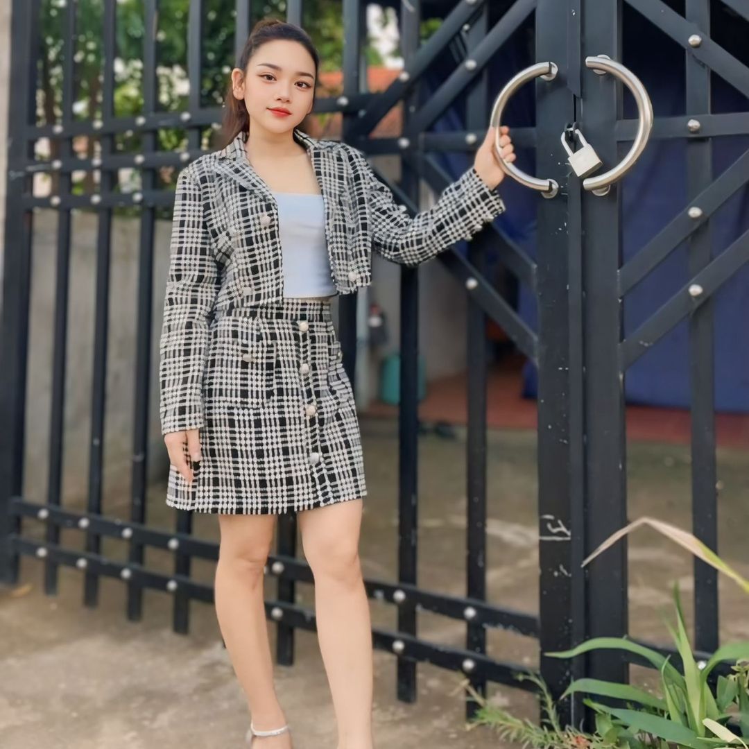 ĐÀO ĐỎNG ĐẢNH.