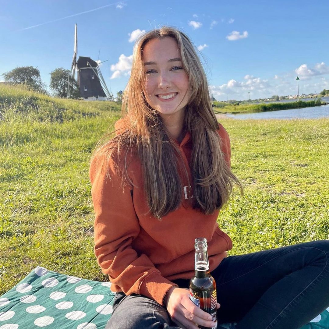 𝒹𝒶𝓅𝒽𝓃𝑒