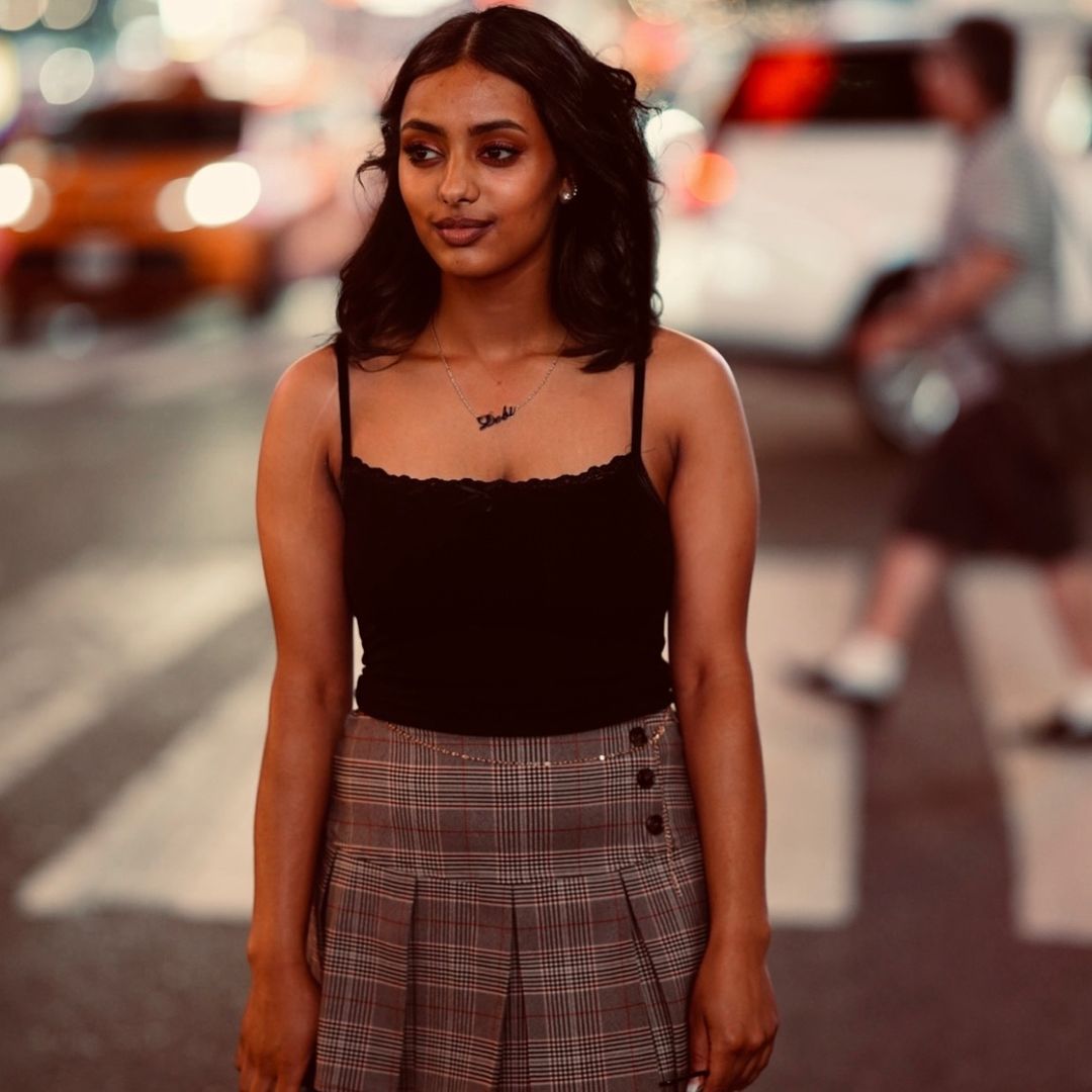 Debi Hailu🌸