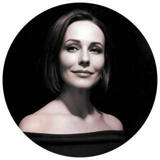 Debbie | Brand Growth on Instagram