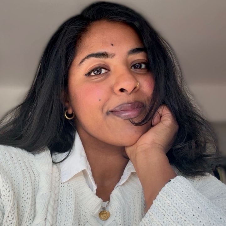 divya | nyc yoga teacher