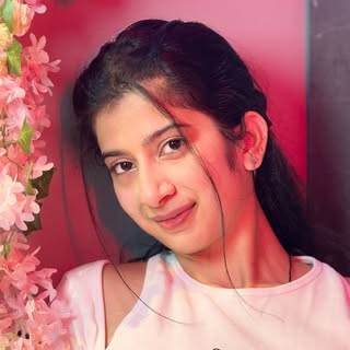 DIVYA SHARMA 💫