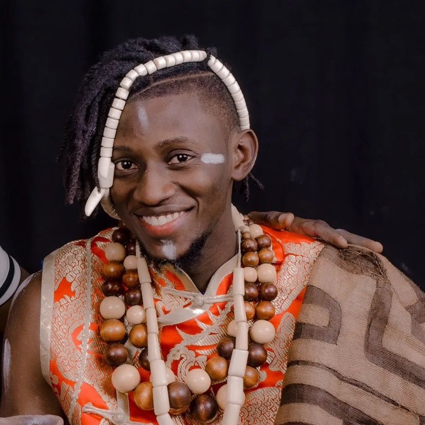 🇩 🇷 🇴 🇳 🇪  ᴀsᴀʟɪ F𝒾lmZ