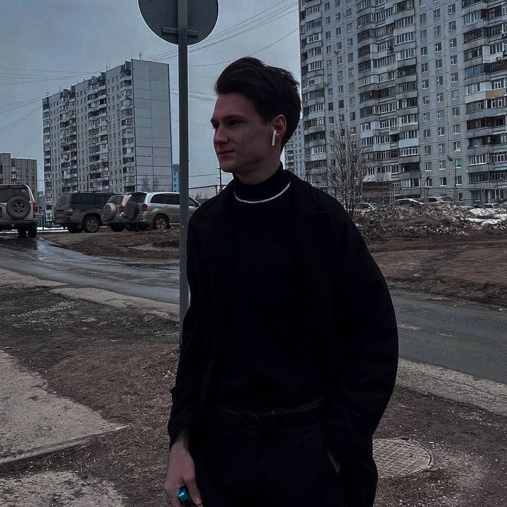 Даня Донил