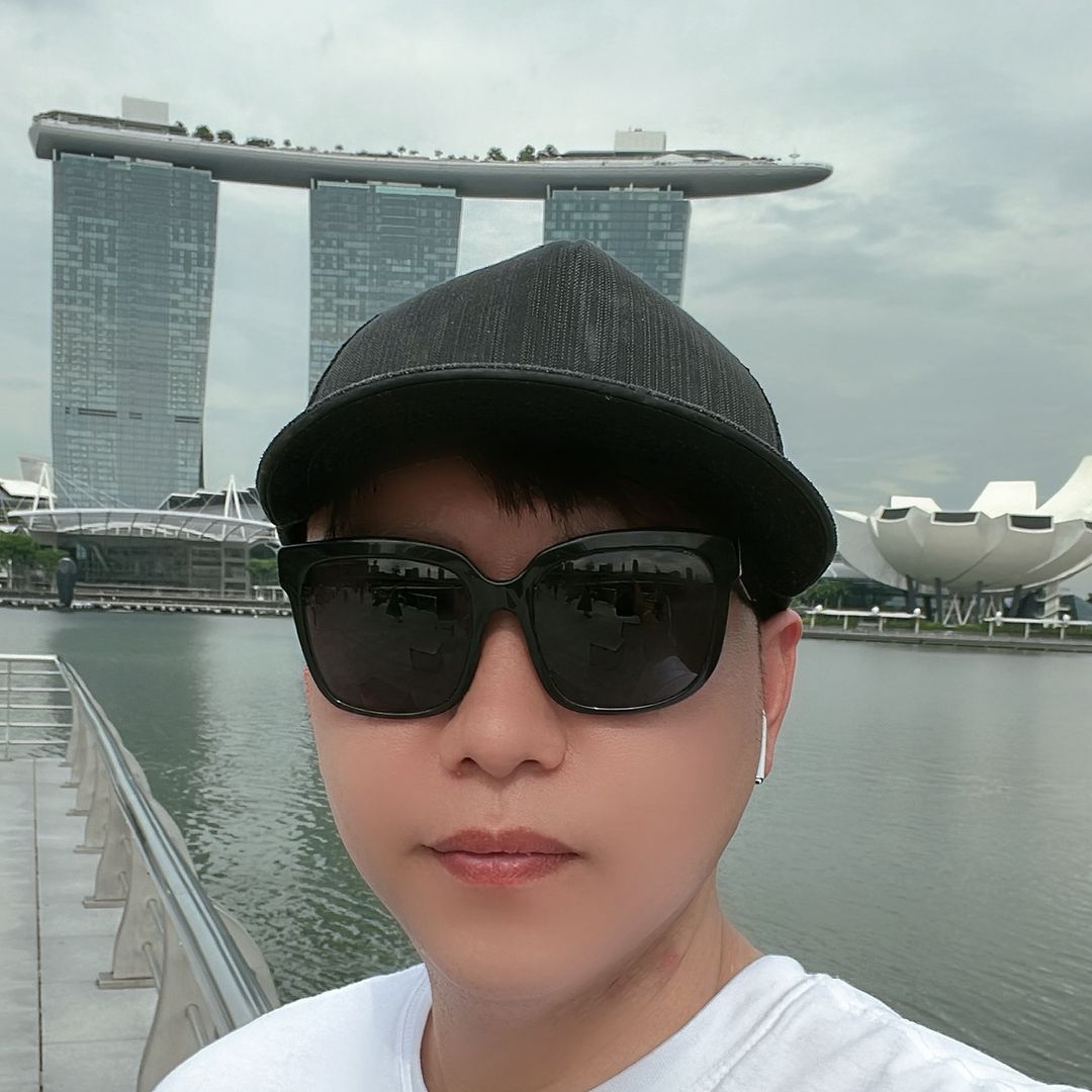 Chính Khách 🇻🇳