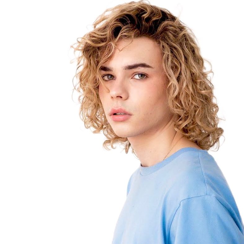 Adrián Carrera👃🏻🩷